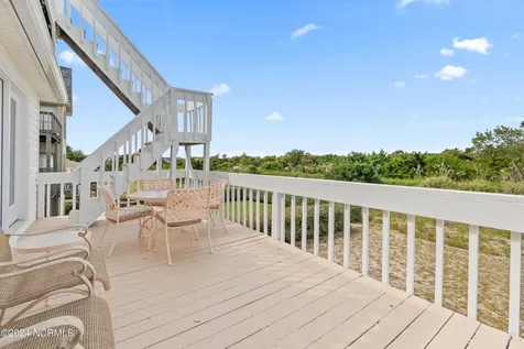 272 Brunswick Avenue W Holden Beach NC 28462