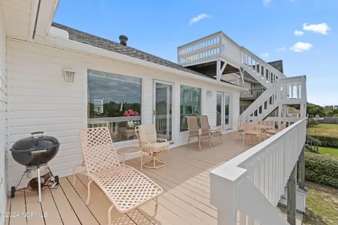272 Brunswick Avenue W Holden Beach NC 28462