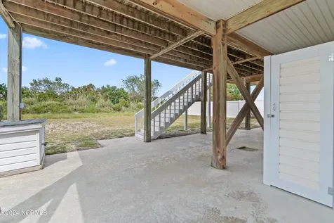 272 Brunswick Avenue W Holden Beach NC 28462