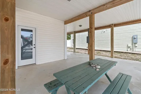 272 Brunswick Avenue W Holden Beach NC 28462