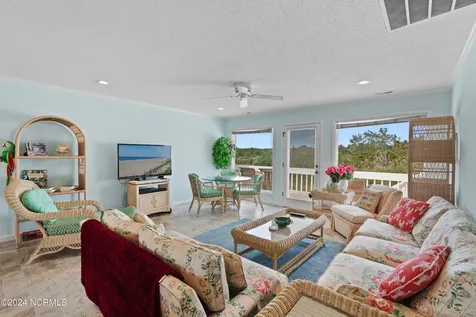272 Brunswick Avenue W Holden Beach NC 28462