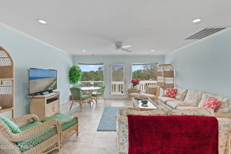 272 Brunswick Avenue W Holden Beach NC 28462