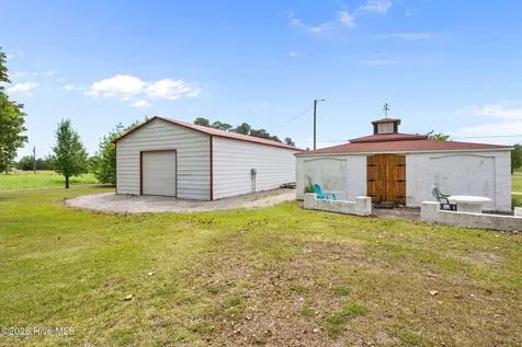 362 Lees Chapel Road Pollocksville NC 28573
