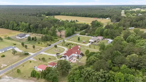 362 Lees Chapel Road Pollocksville NC 28573
