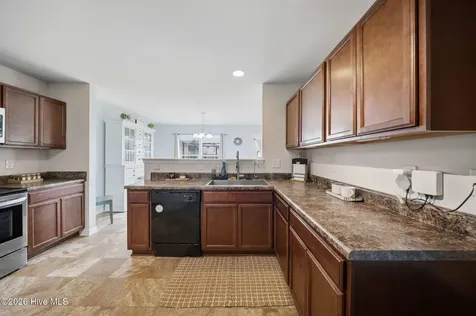 78 E Scotchtown Street NW Supply NC 28462
