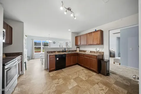 78 E Scotchtown Street NW Supply NC 28462