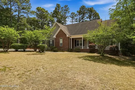 6 Moore Drive Pinehurst NC 28374