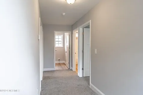 1060 W New York Avenue Southern Pines NC 28387