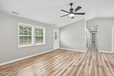 206 Village Drive Beaufort NC 28516