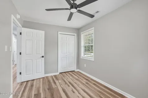 206 Village Drive Beaufort NC 28516