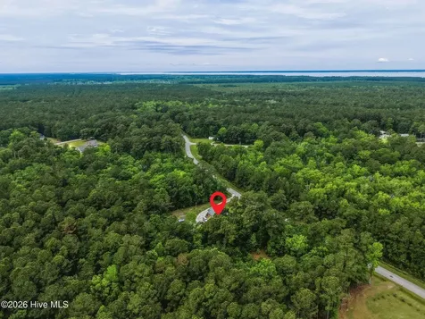 206 Village Drive Beaufort NC 28516