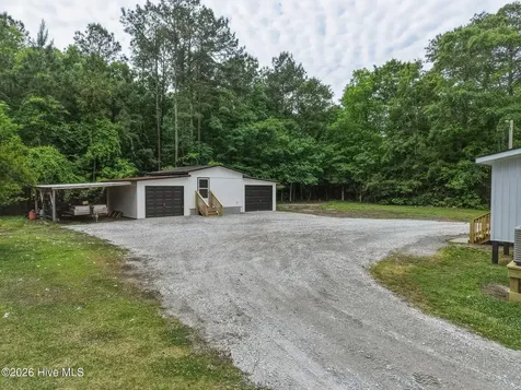 206 Village Drive Beaufort NC 28516