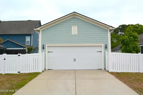 9103 Devaun Park Boulevard Calabash NC 28467