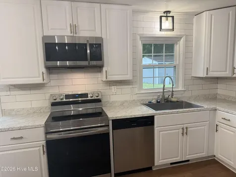 103 Scott Drive Dudley NC 28333