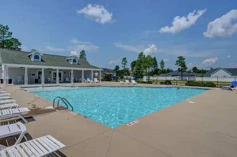 201 Wedgefield Circle Maple Hill NC 28454