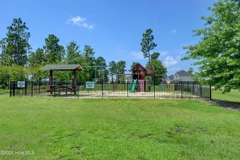 201 Wedgefield Circle Maple Hill NC 28454