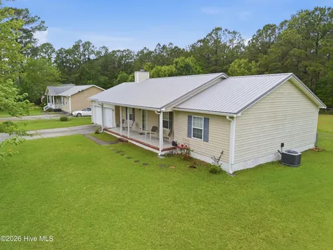 713 Mill Creek Road Newport NC 28570
