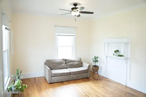902 Jenkins Avenue Maysville NC 28555