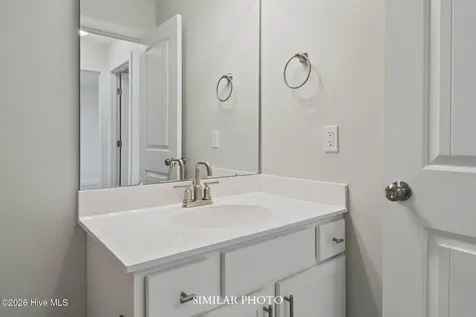 605 Barlowe Lane Jacksonville NC 28546
