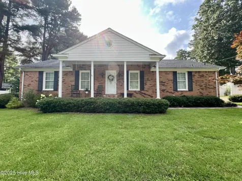 408 W Woodlawn Drive Williamston NC 27892