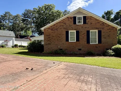 408 W Woodlawn Drive Williamston NC 27892