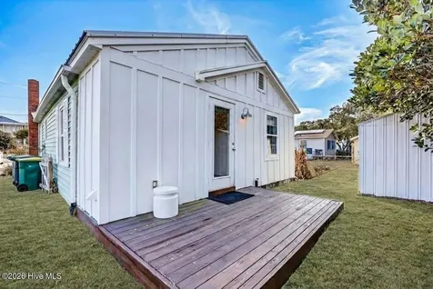 124 Ocean View Avenue Kure Beach NC 28449