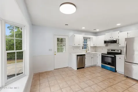 600 Silver Grass Court Wilmington NC 28405
