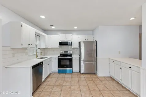 600 Silver Grass Court Wilmington NC 28405