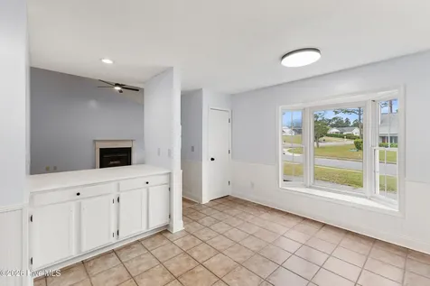 600 Silver Grass Court Wilmington NC 28405