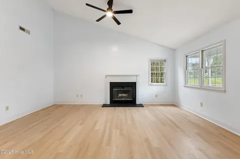 600 Silver Grass Court Wilmington NC 28405