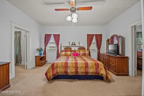 203 E Clinton Street Roseboro NC 28382