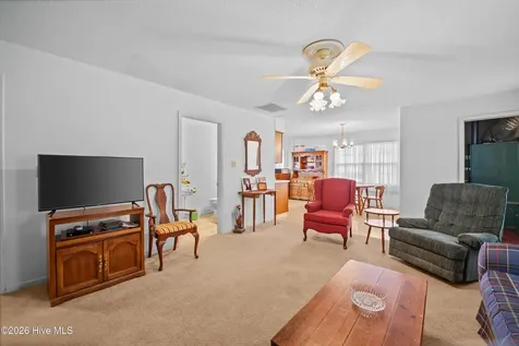 203 E Clinton Street Roseboro NC 28382