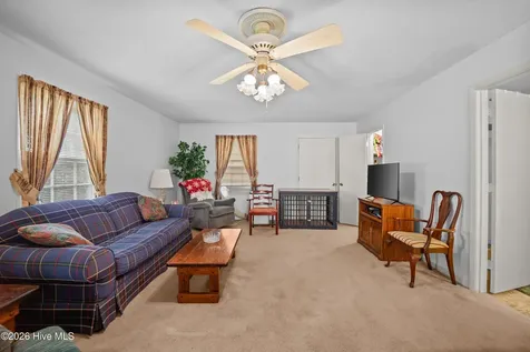 203 E Clinton Street Roseboro NC 28382