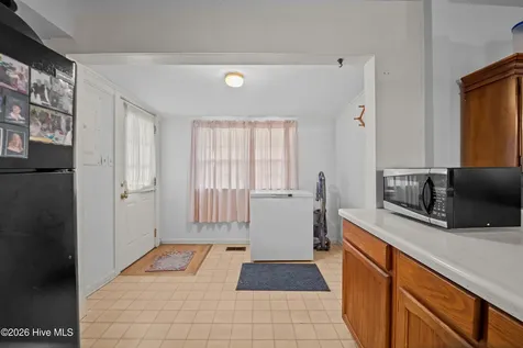 203 E Clinton Street Roseboro NC 28382