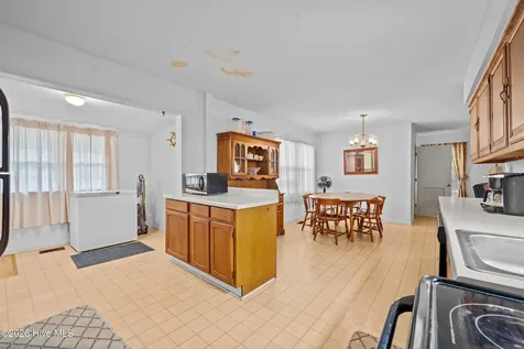 203 E Clinton Street Roseboro NC 28382