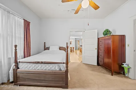 203 E Clinton Street Roseboro NC 28382