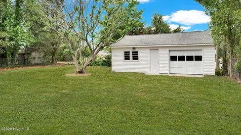 2609 Jefferson Drive Greenville NC 27858