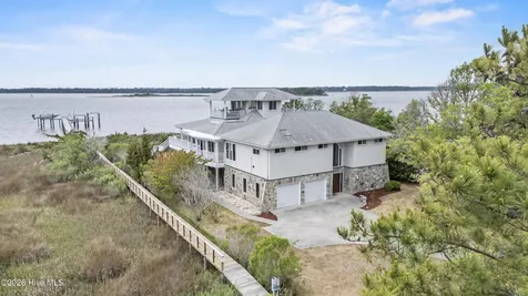 8720 Shipwatch Drive Wilmington NC 28412