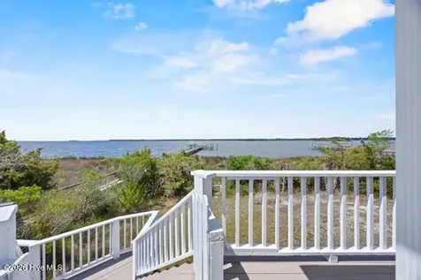 8720 Shipwatch Drive Wilmington NC 28412
