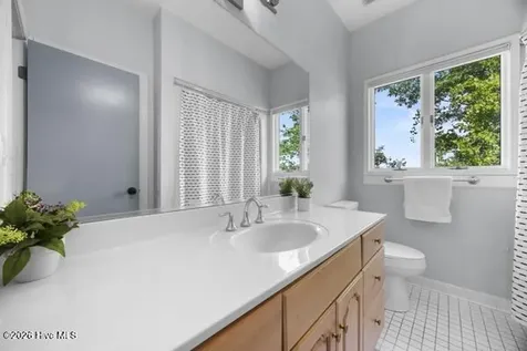 8720 Shipwatch Drive Wilmington NC 28412