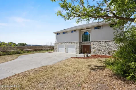 8720 Shipwatch Drive Wilmington NC 28412