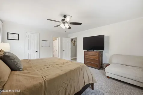208 Avalon Lane Greenville NC 27858