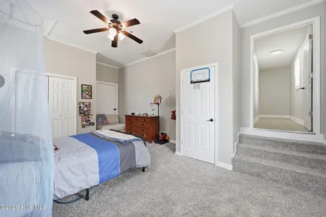 208 Avalon Lane Greenville NC 27858