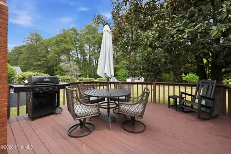 208 Avalon Lane Greenville NC 27858