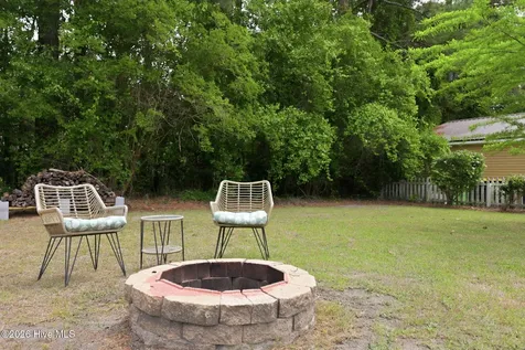 208 Avalon Lane Greenville NC 27858
