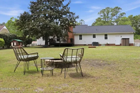 208 Avalon Lane Greenville NC 27858