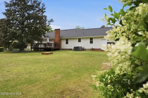 208 Avalon Lane Greenville NC 27858