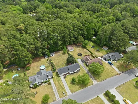208 Avalon Lane Greenville NC 27858