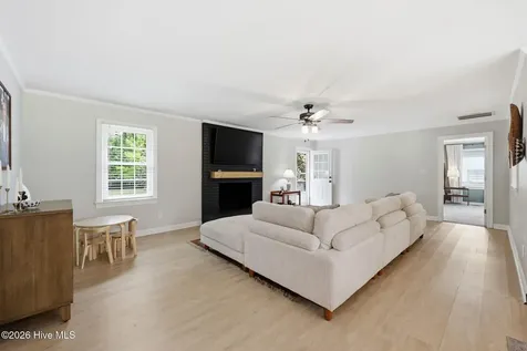 208 Avalon Lane Greenville NC 27858