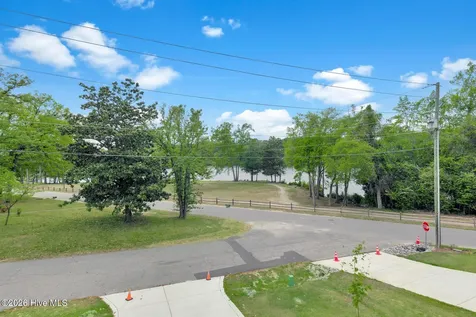 418 Summit Street Aberdeen NC 28315